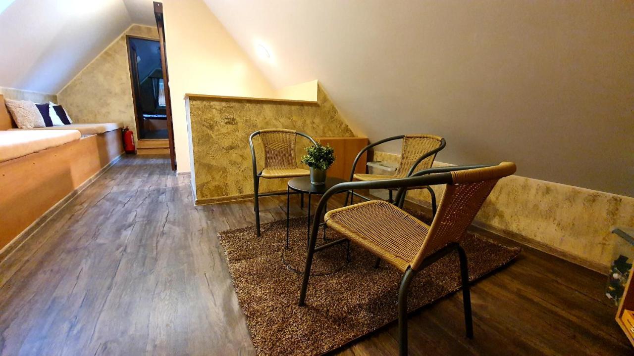Roubenka Rozkoš Villa Nové Město nad Metují Kültér fotó